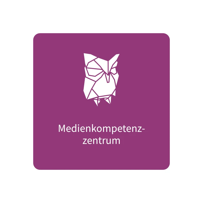 Das Logo zeigt eine weiße Eule auf pinkfarbenem Grund. Die Eule ist als Origami dargestelt